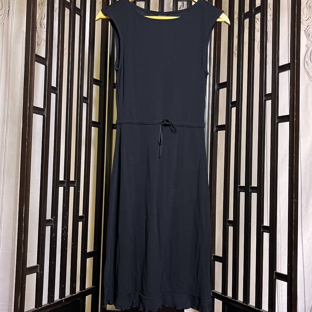GAP X-Small Black Dress - Beautiful Silhouette, Tie Waist